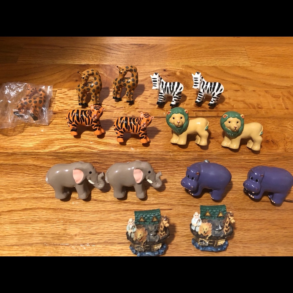 Safari Animal dresser knobs/pulls